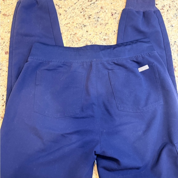 Figs Men's Navy Jogger Pants - Picture 2 of 5